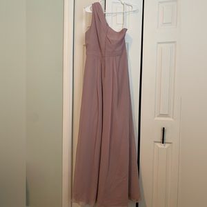 Lavender bridesmaid dress, size 14 from David’s Bridal. Maybe for prom as well.